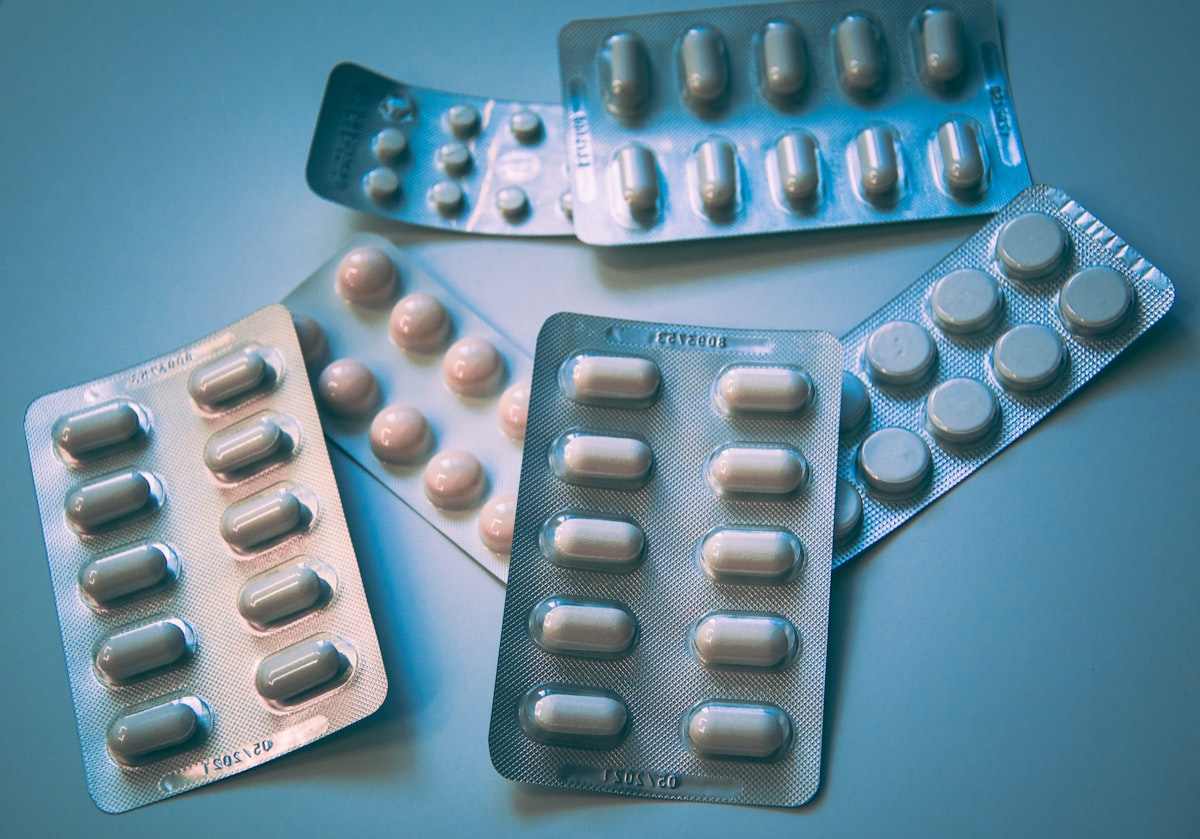 Folic acid supplement guide cover